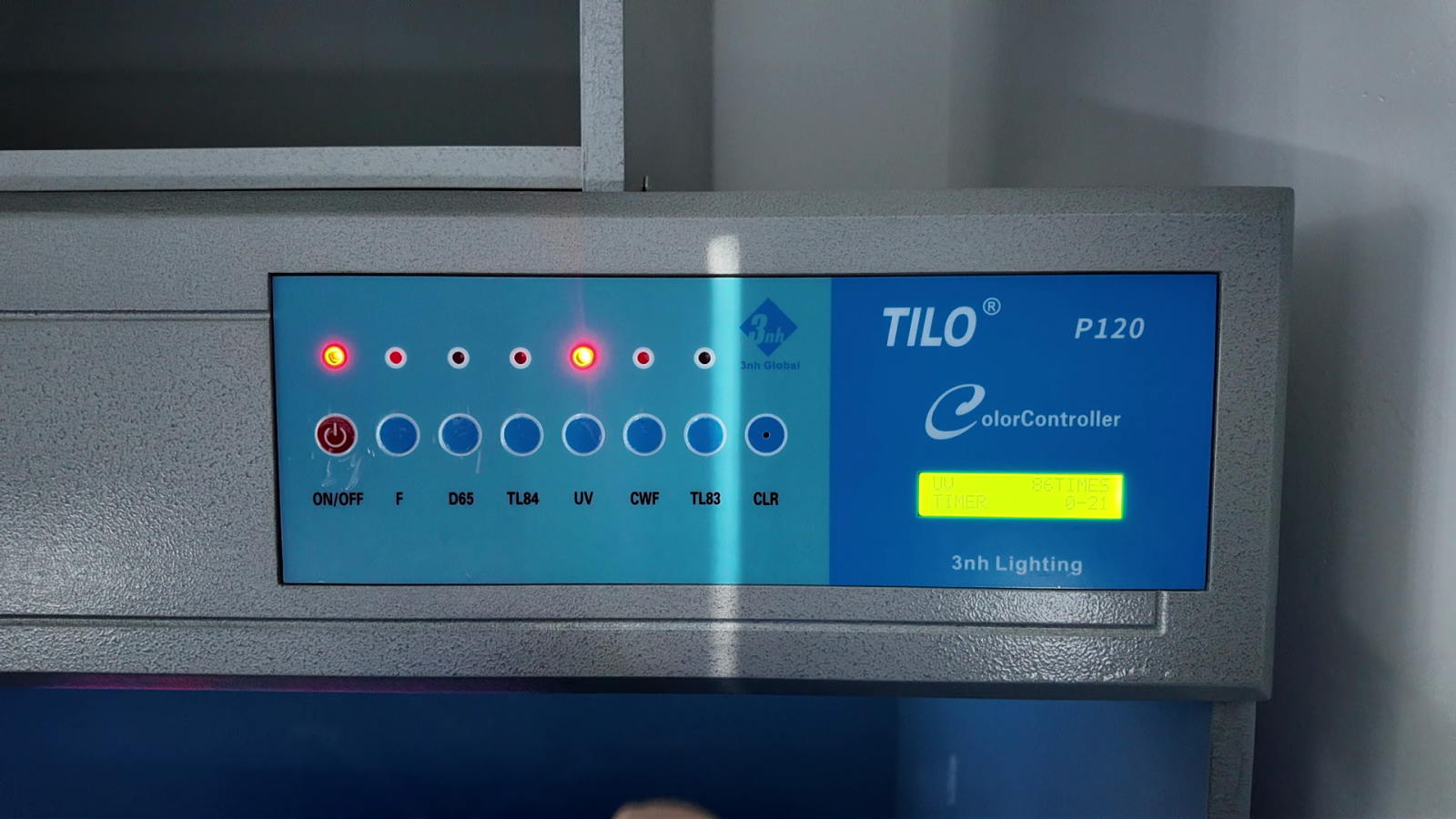 Tilo light box has UV light